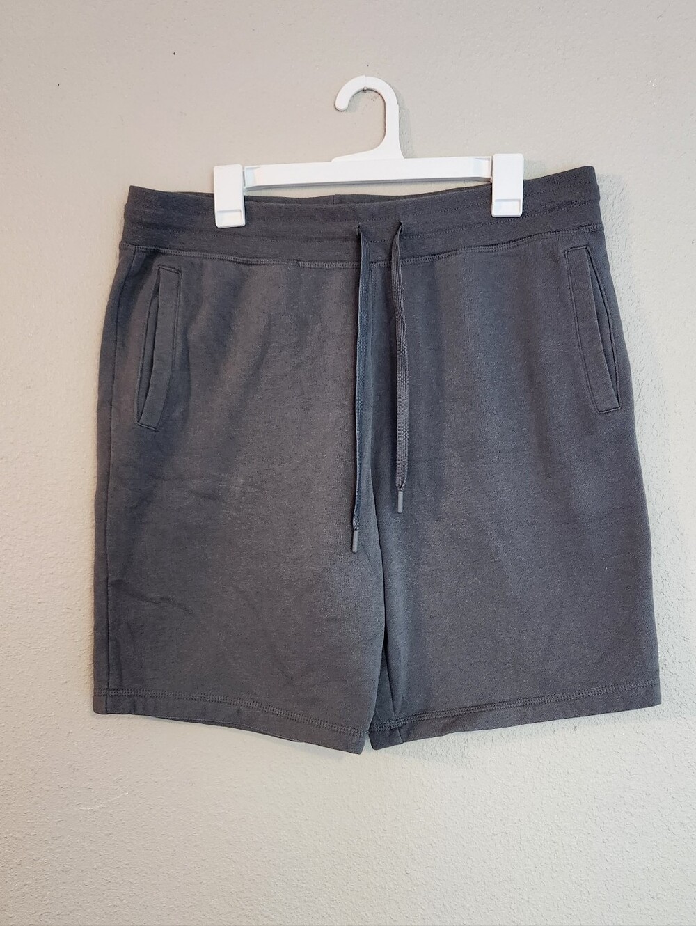 Men's Gray Sweat Shorts Size L Dip Brand